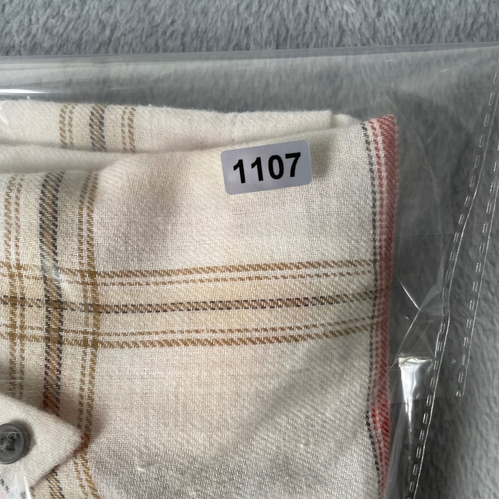 Croft and Barrow Flannel Mens Large Shirt NWT Cream Red Plaid Signature Classic - Picture 10 of 10